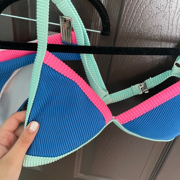 Colorful bikini set - Picture 2 of 3